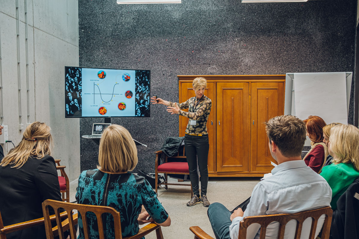 Vibrant Workshop Photos at Amsterdam Business Meet-Up