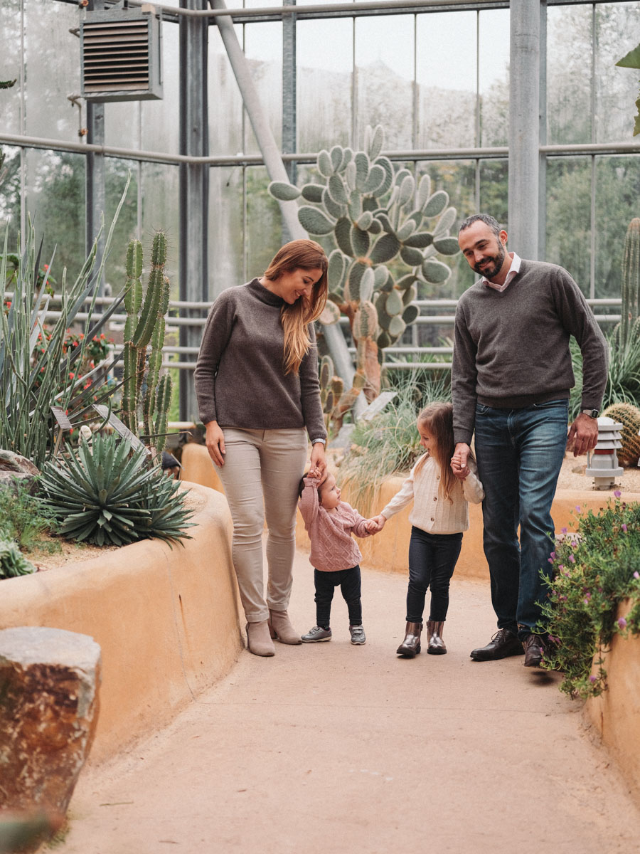 Authentic Family Photographs in Amsterdam Botanical Gardens