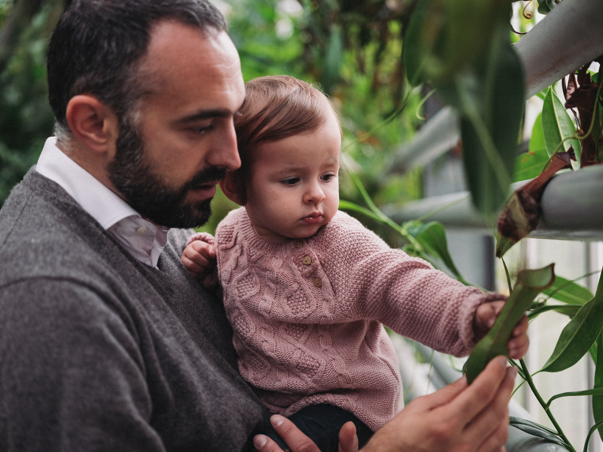 Compelling Family Photographs in Hortus Botanicus Amsterdam