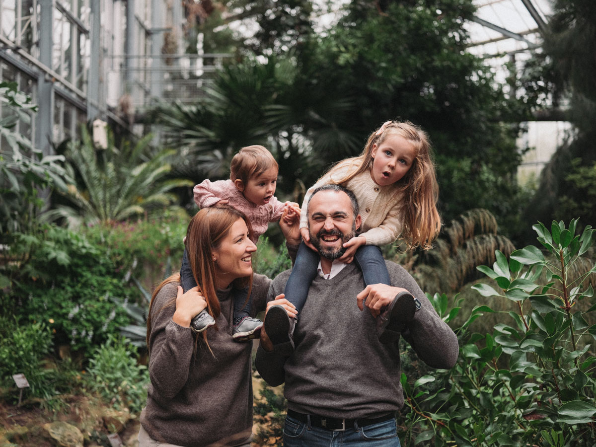 Relaxed Family Photo Session at Hortus Botanicus Amsterdam