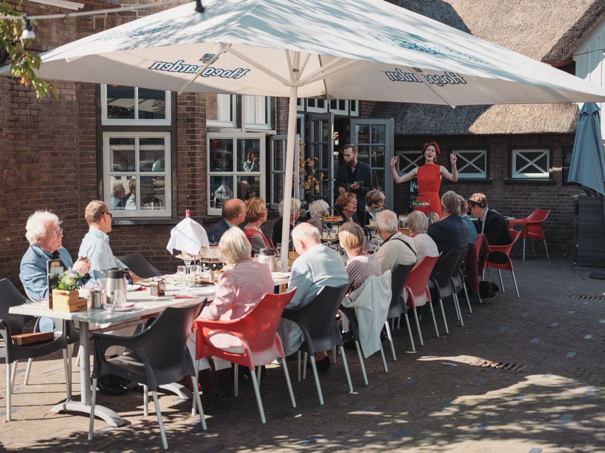 celebrating 50 years together photoreportage