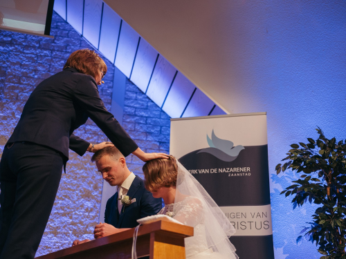 documentary wedding photography church