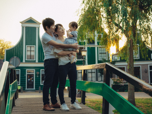 Spontaneous Family Photoshoot at Dutch Windmills Village