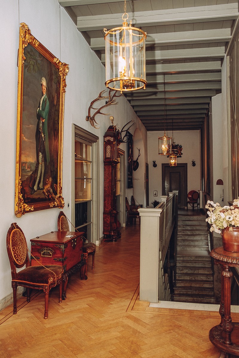 zuylen castle photos indoor
