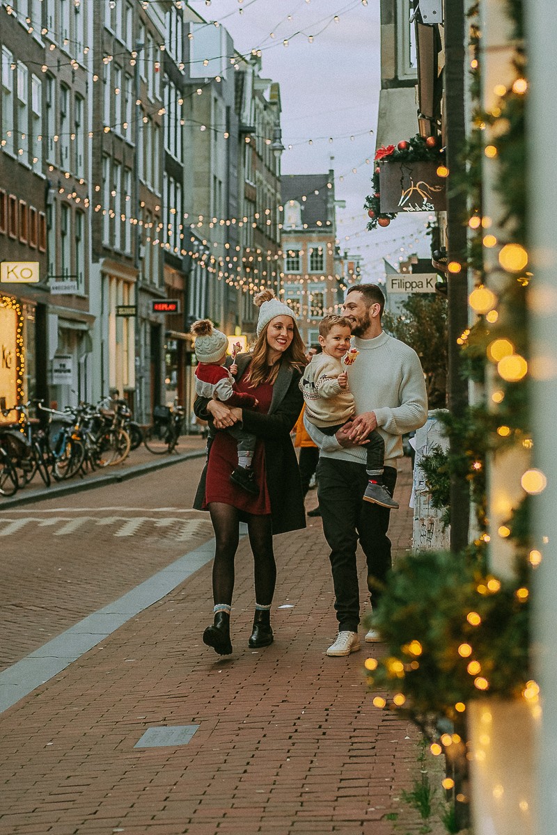 Spontaneous Xmas Family Photowalk in Amsterdam