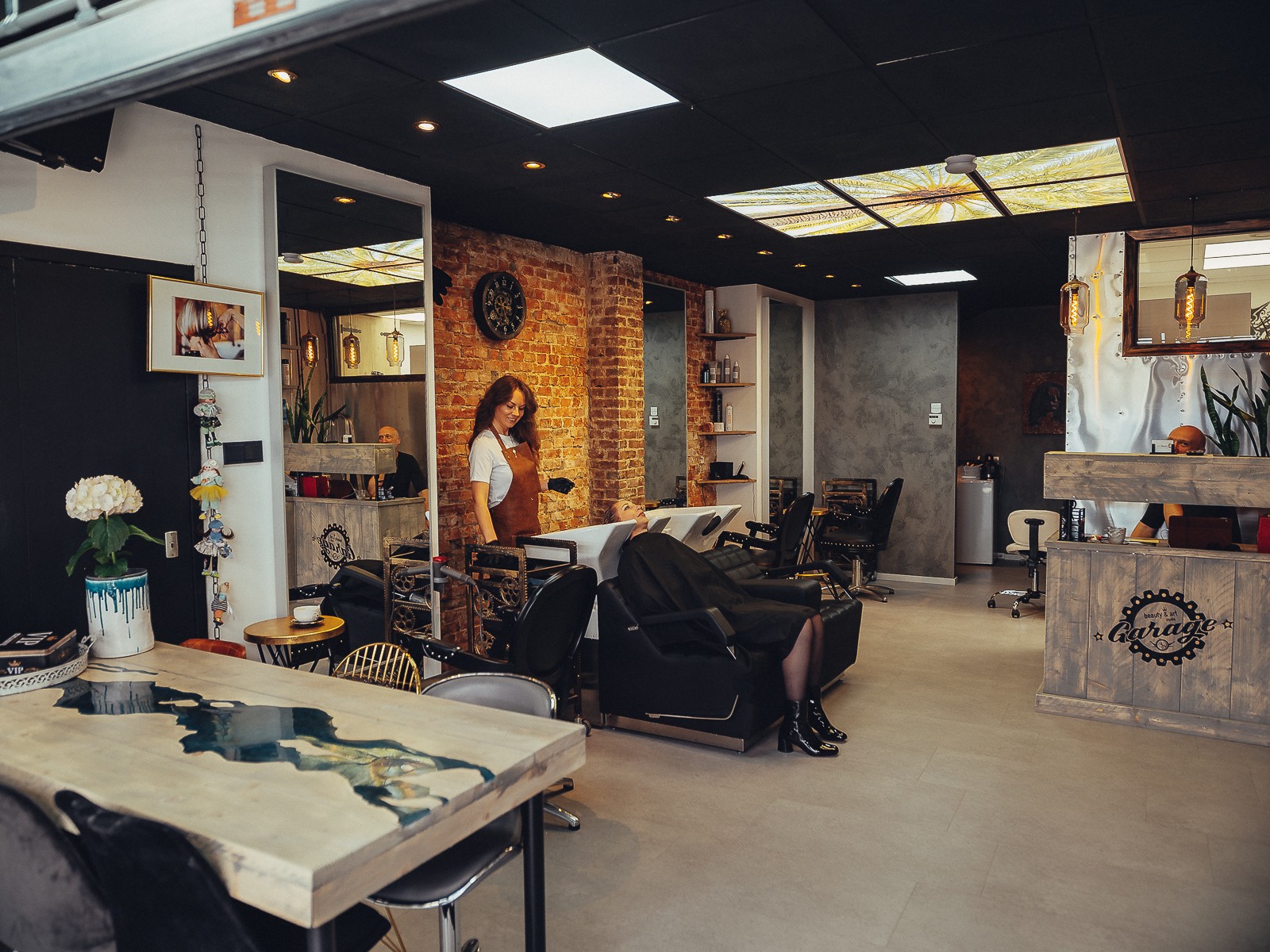 Top-Rated Business Branding Photography for Hair Studios