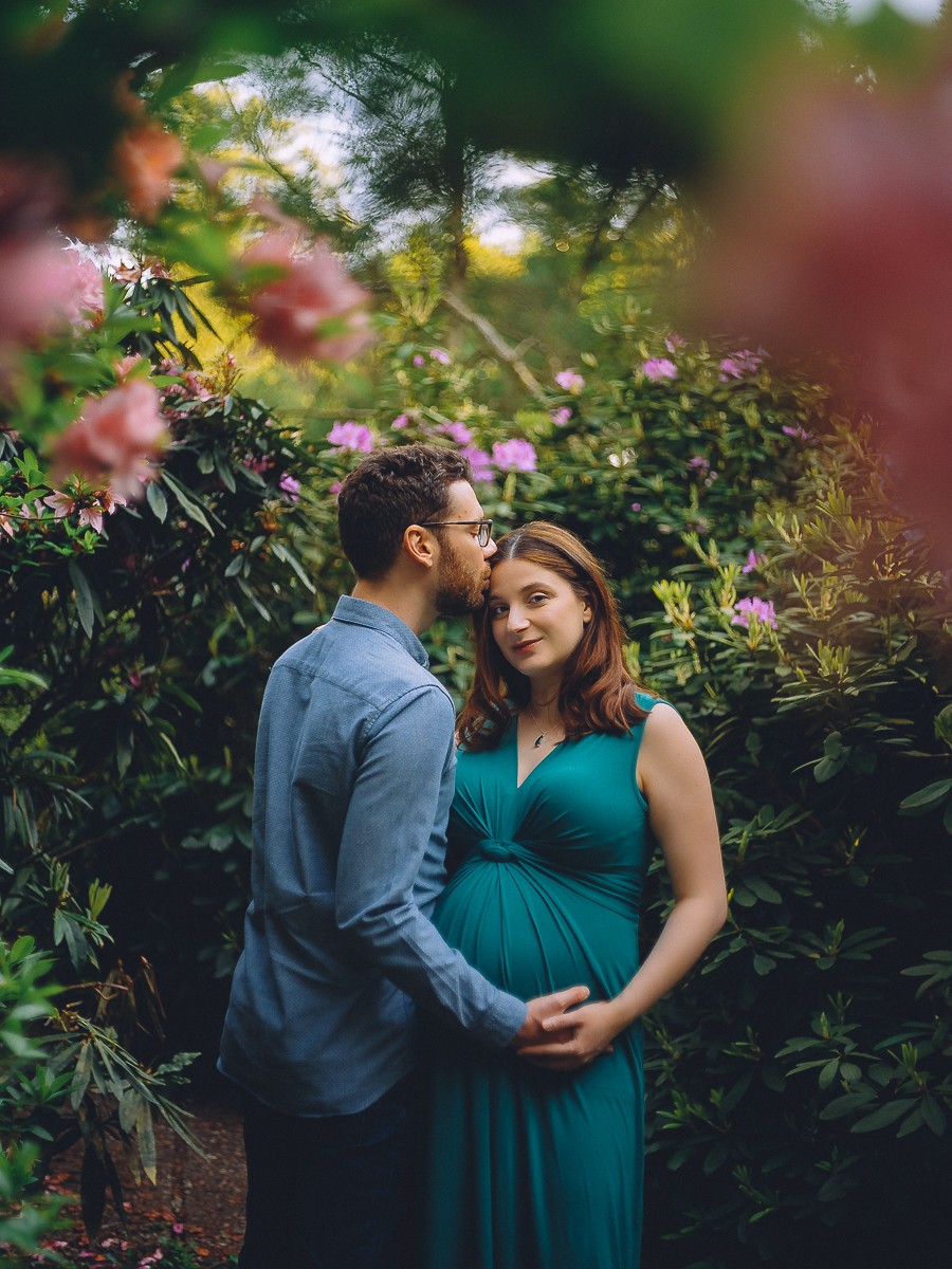 timeless maternity pictures