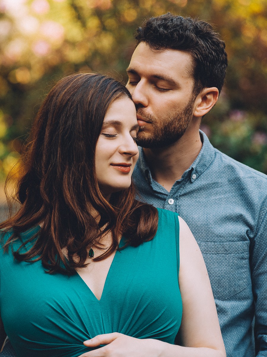 Intimate maternity photographs