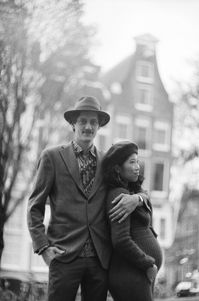 Analog black and white portrait of couple in Amsterdam