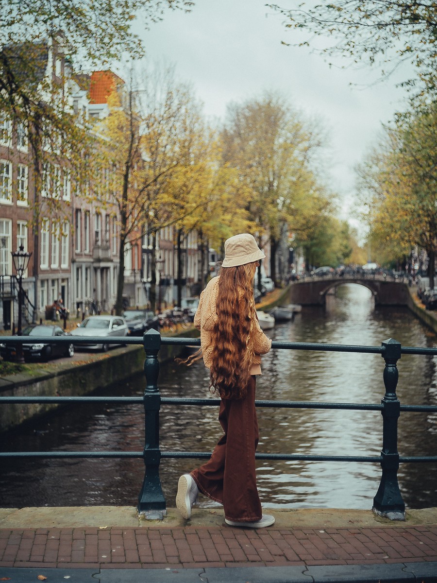vibrant portrait in Amsterdam