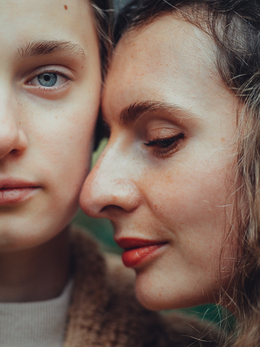 vibrant family portraits