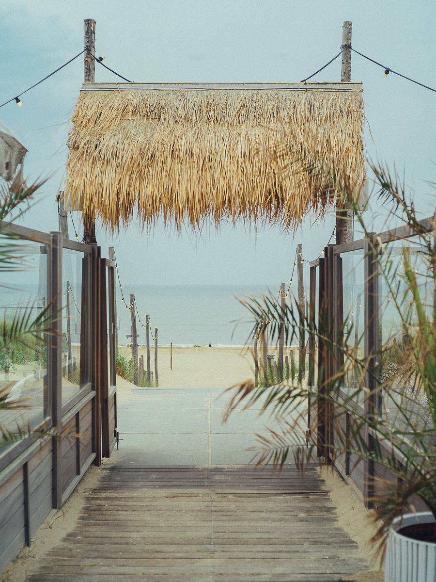 Creative Wedding photographer at Beachclub C