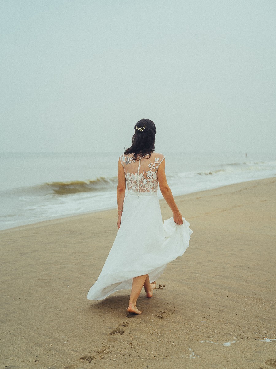 Natural Wedding Portraits on the Beach