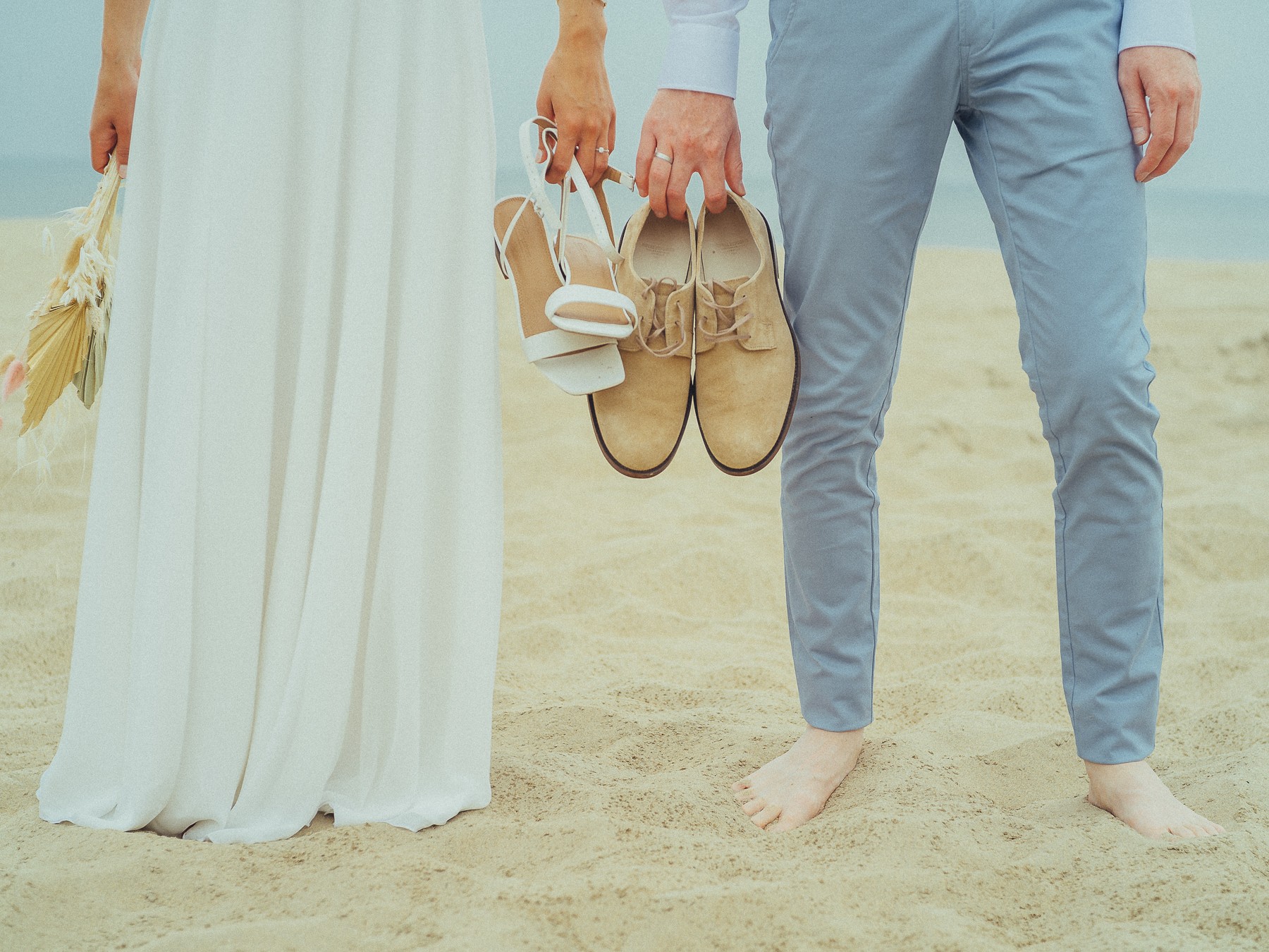 Vivid Wedding Photos on the Beach