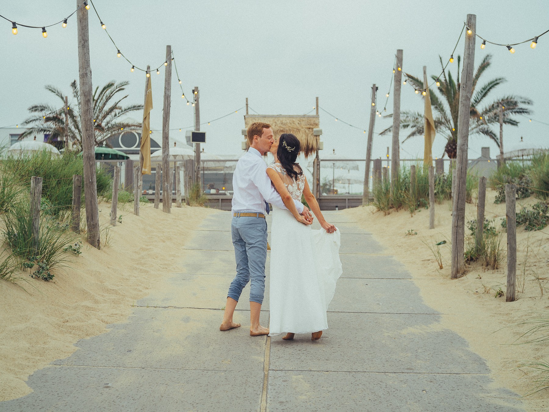 Vivid Wedding Photography at Beachclub C