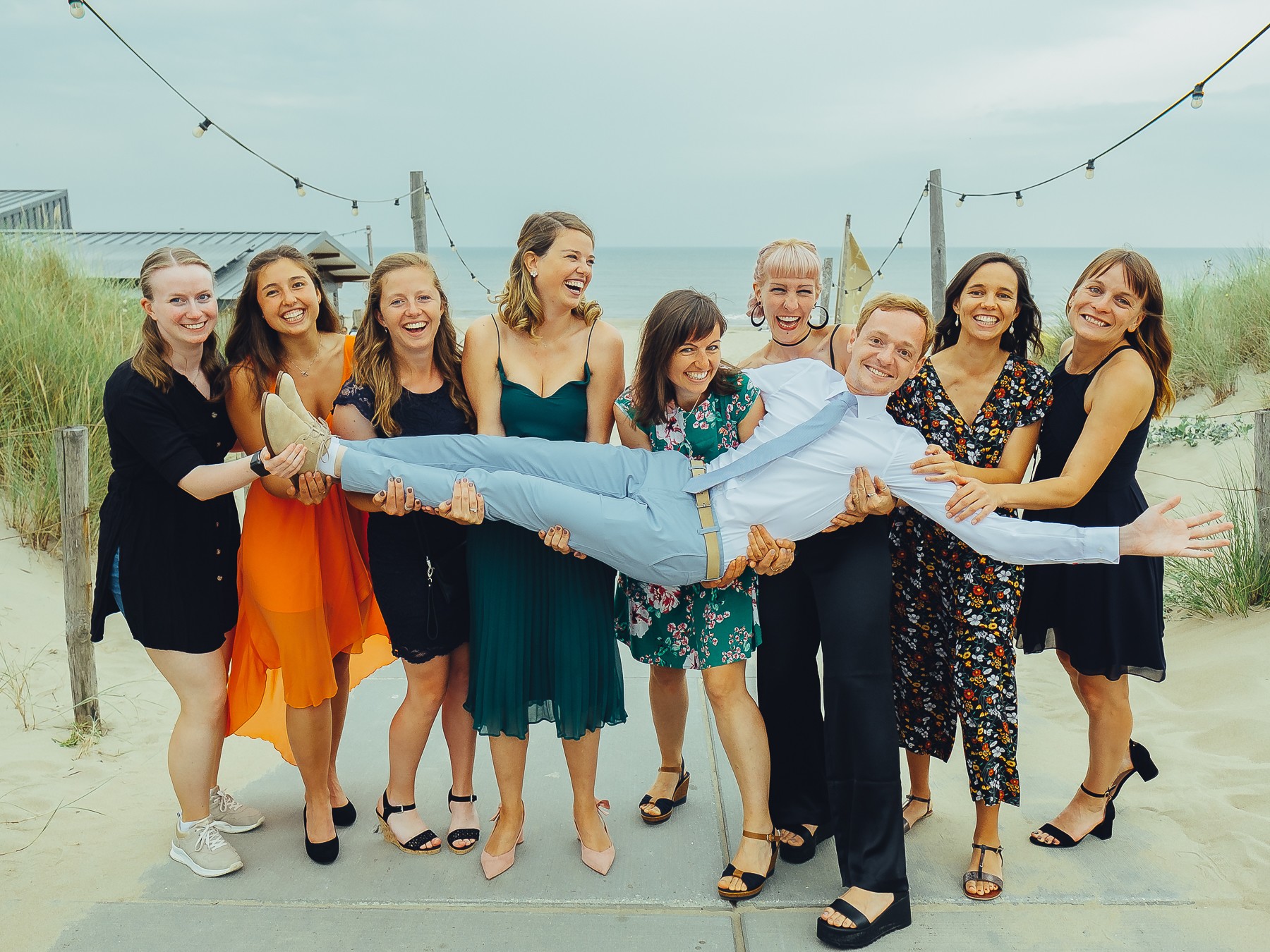 Intimate Wedding Photoreportage on the Beach