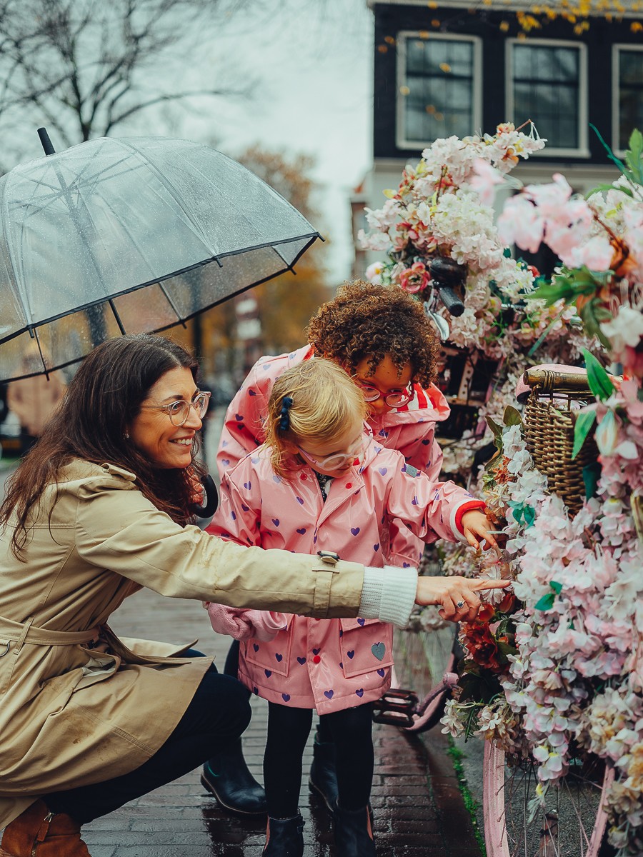 Engaging Family Photos Along Amsterdam Canals