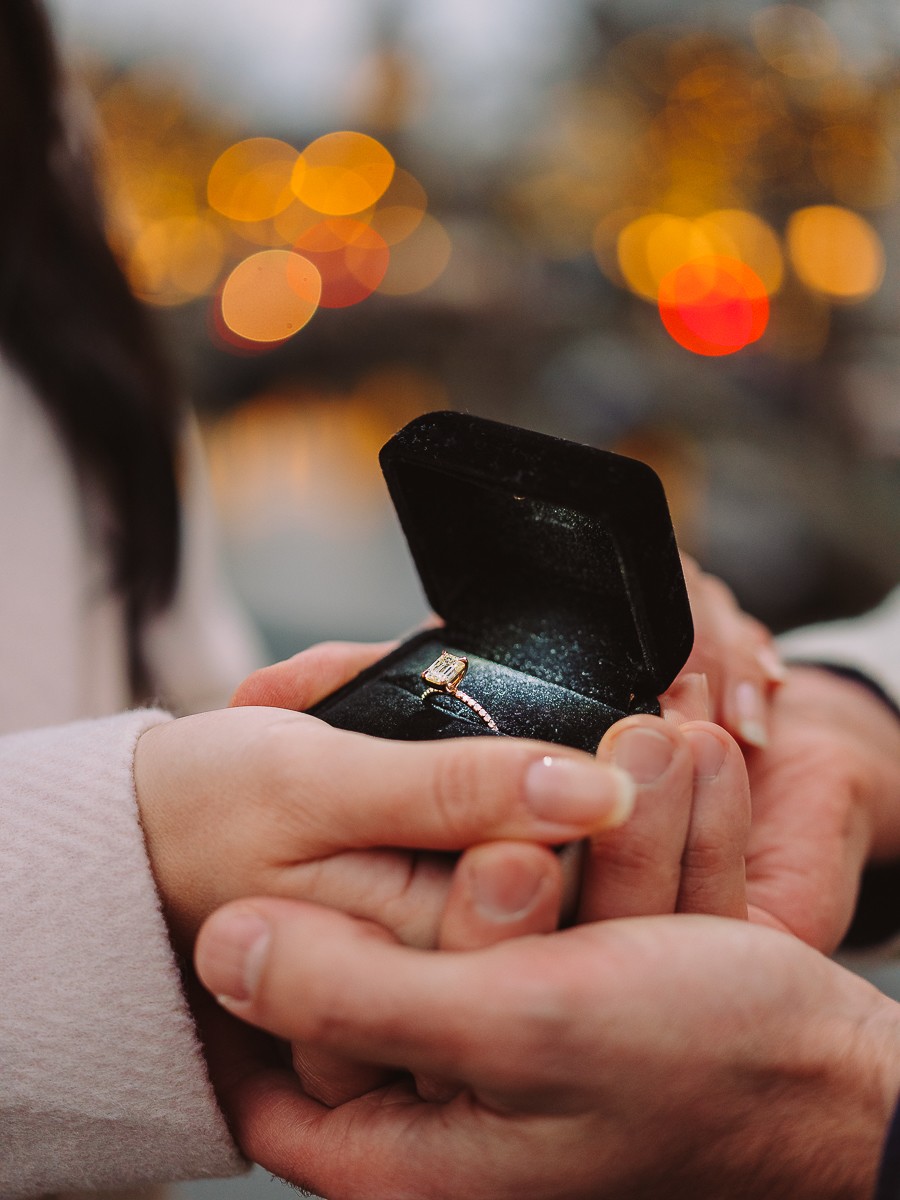 intimate marriage proposal