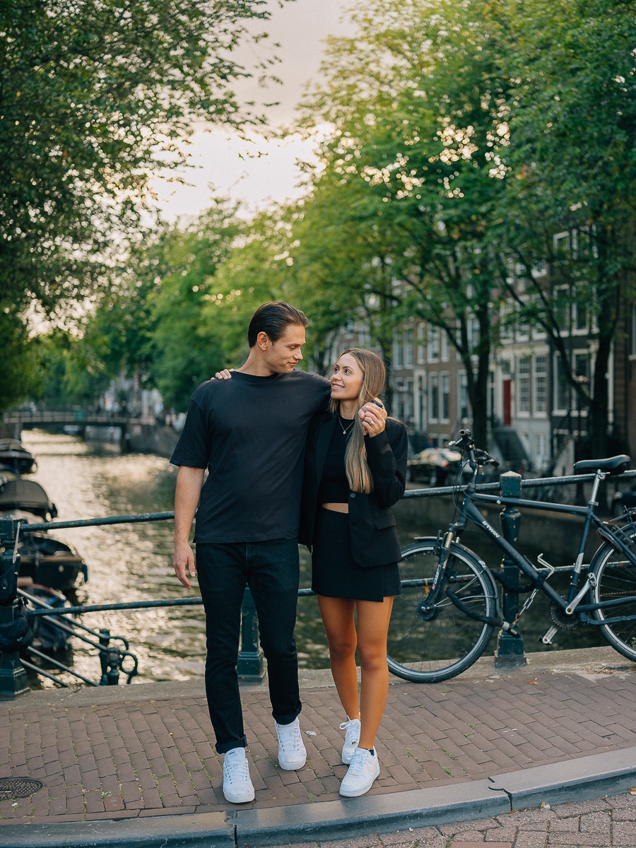 Romantic Couple Photo Session in Amsterdam