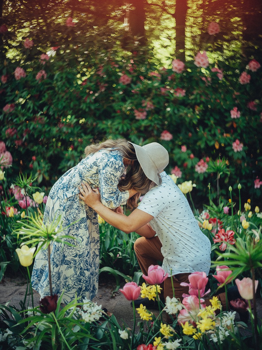 Couple Surprise Proposal Photographs