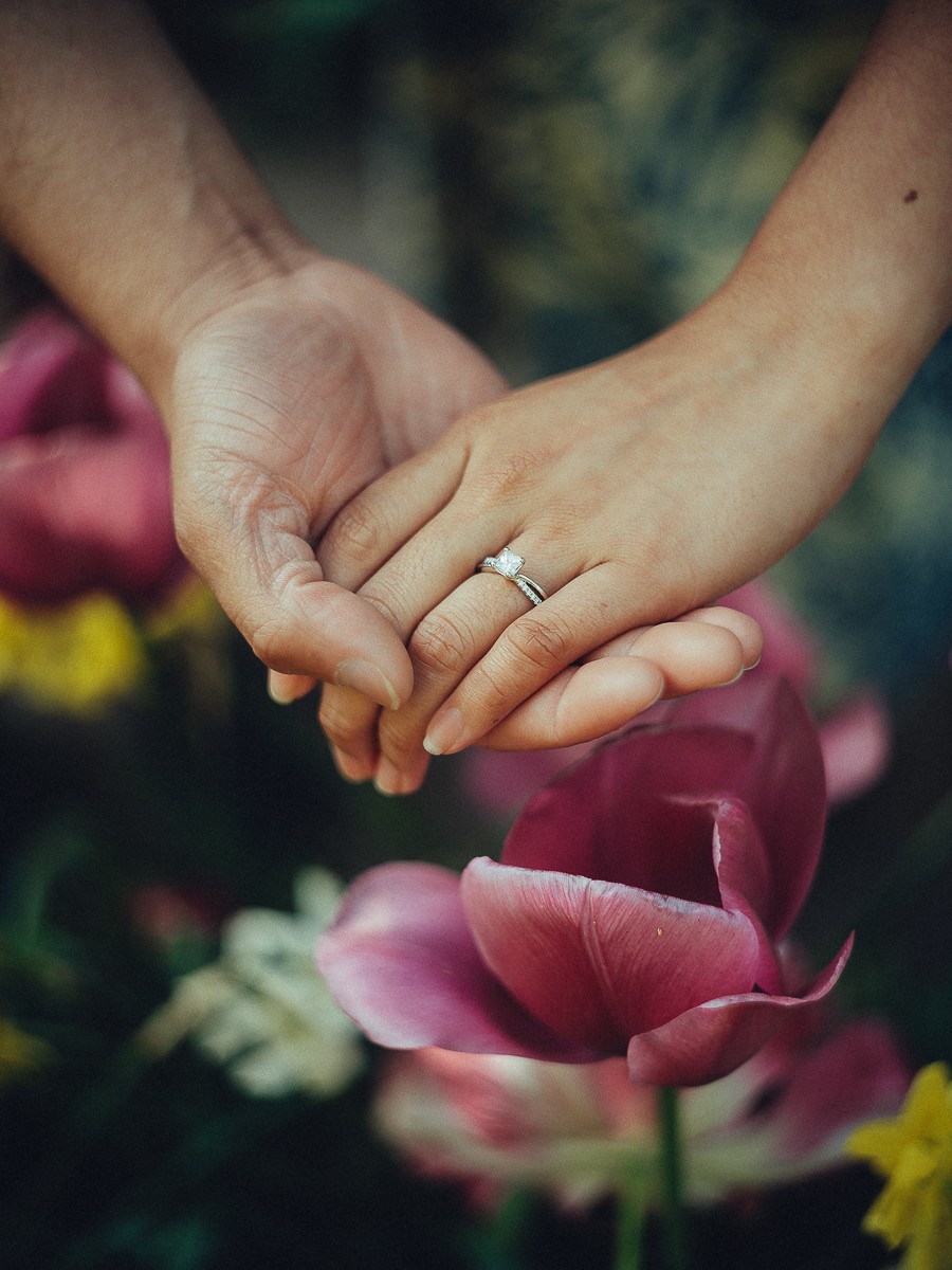 Couple Marriage Proposal Photoshoot