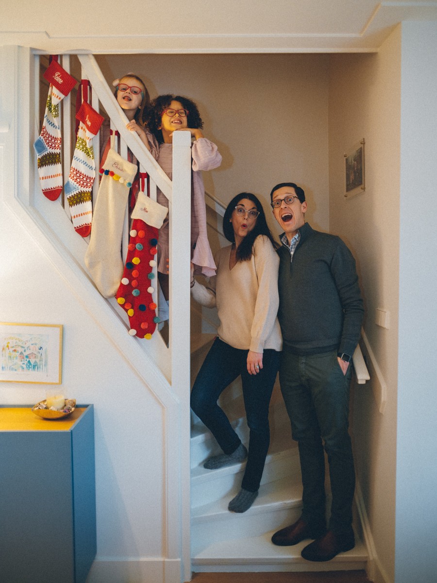 Memorable Christmas Family Photos at Home