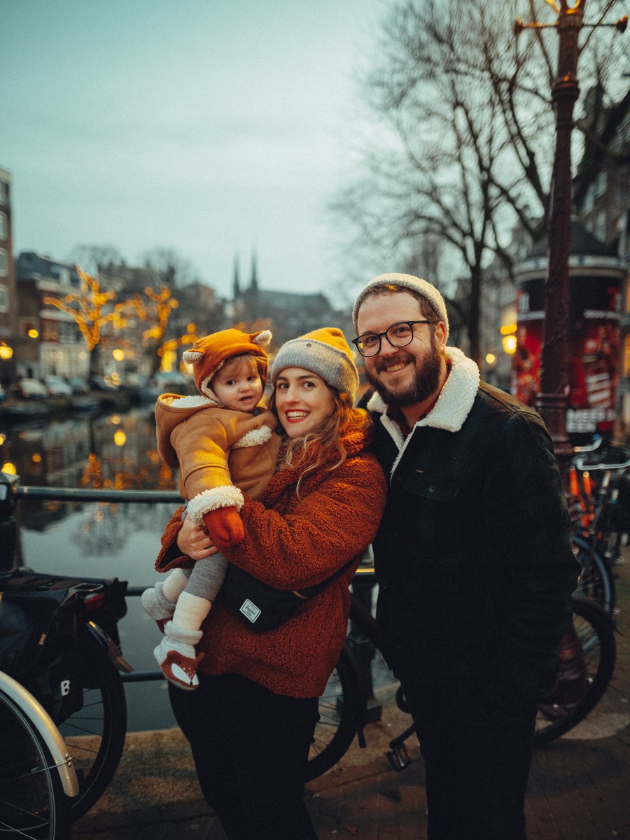 Authentic Family Xmas Holiday Photography in Amsterdam