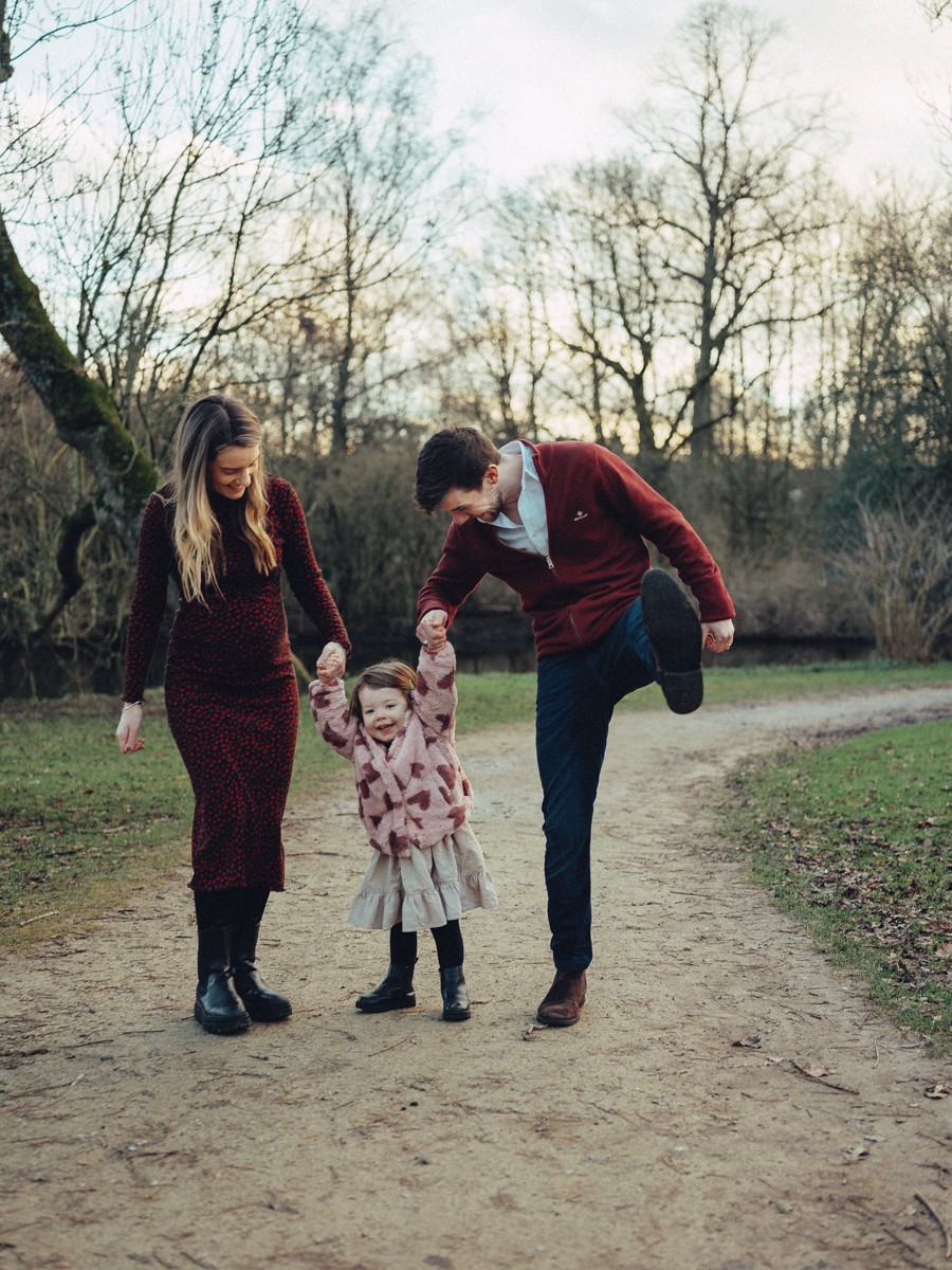 Timeless Family Photographs in Natural Settings