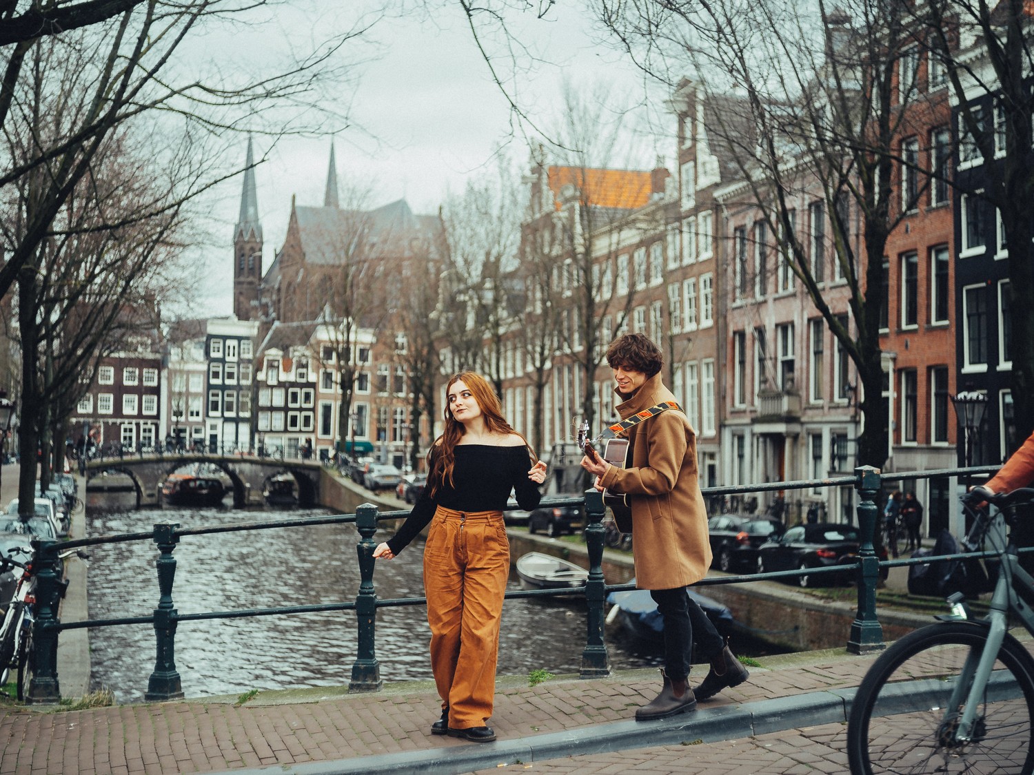 Spontaneous Amsterdam Couple Portraits