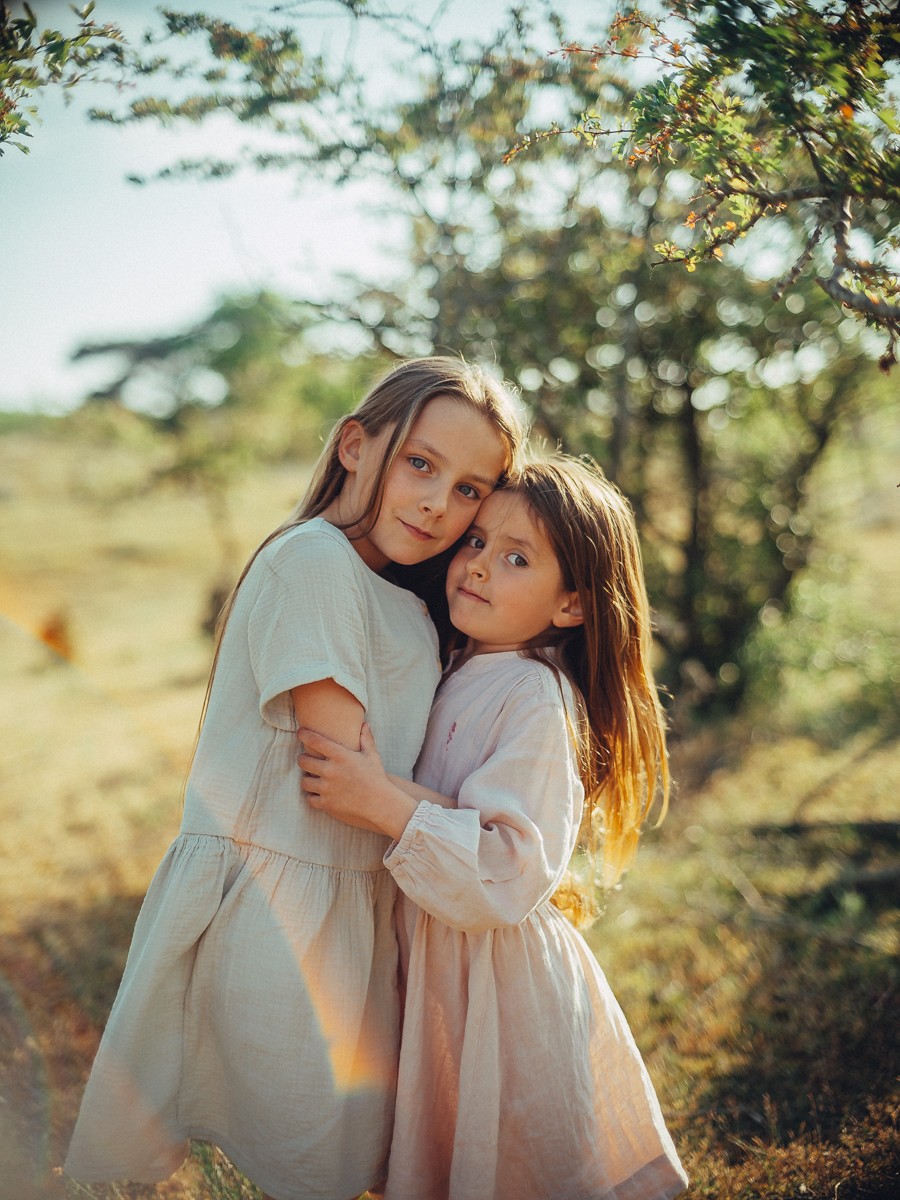 Family Photographer With Storytelling Approach