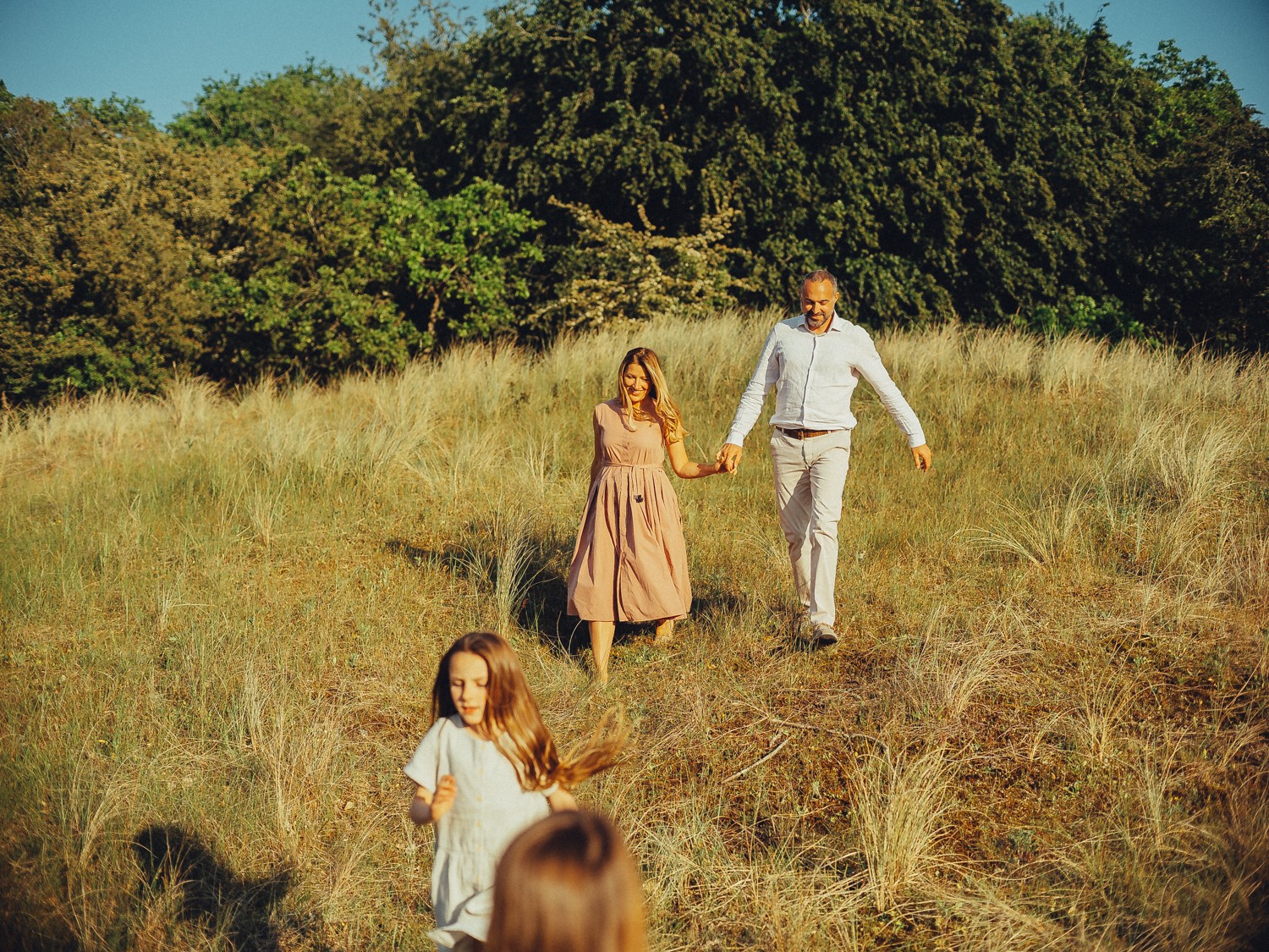 Seamless Family Photos In Sand Dunes