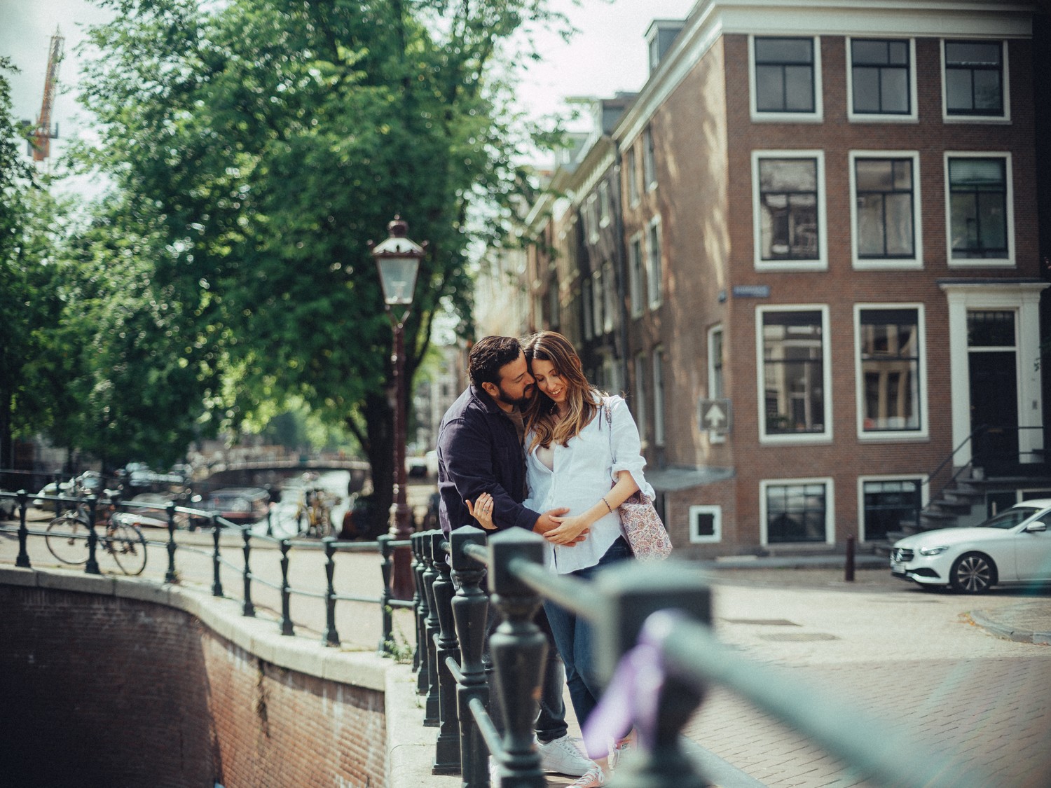 Timeless Maternity Photographs with Professional Photographer
