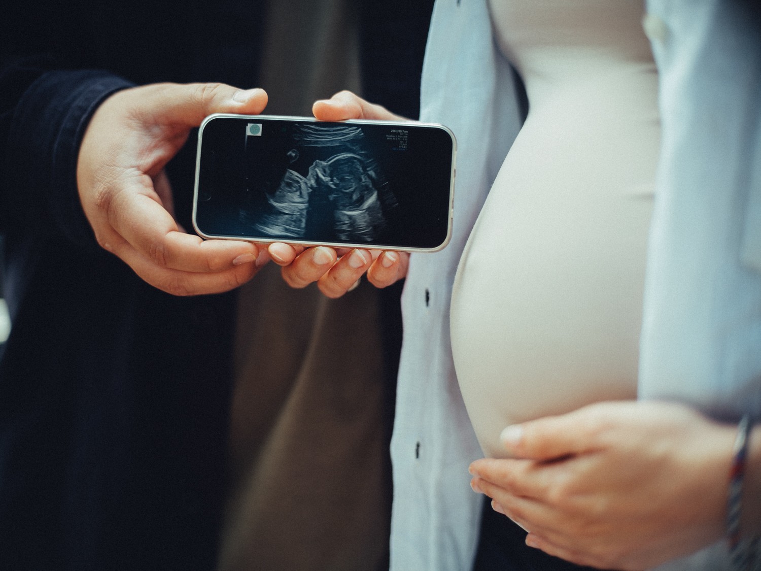 Vibrant Pregnancy Photographs