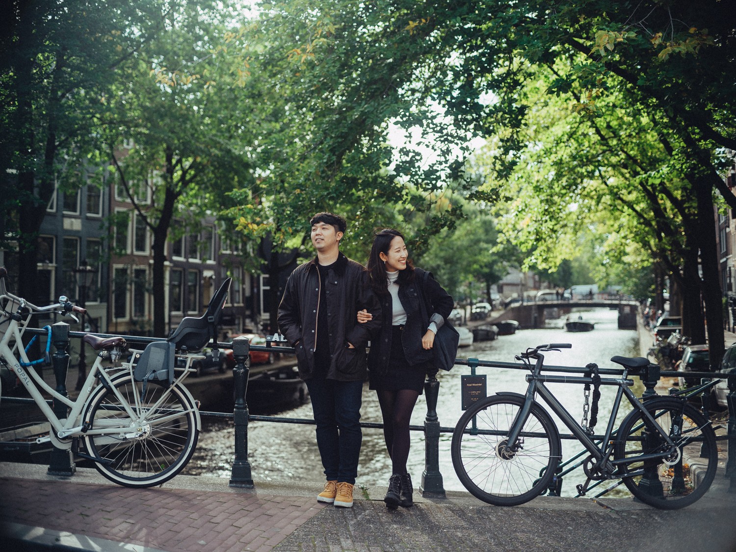 Meaningful Couple Photo Session in Amsterdam