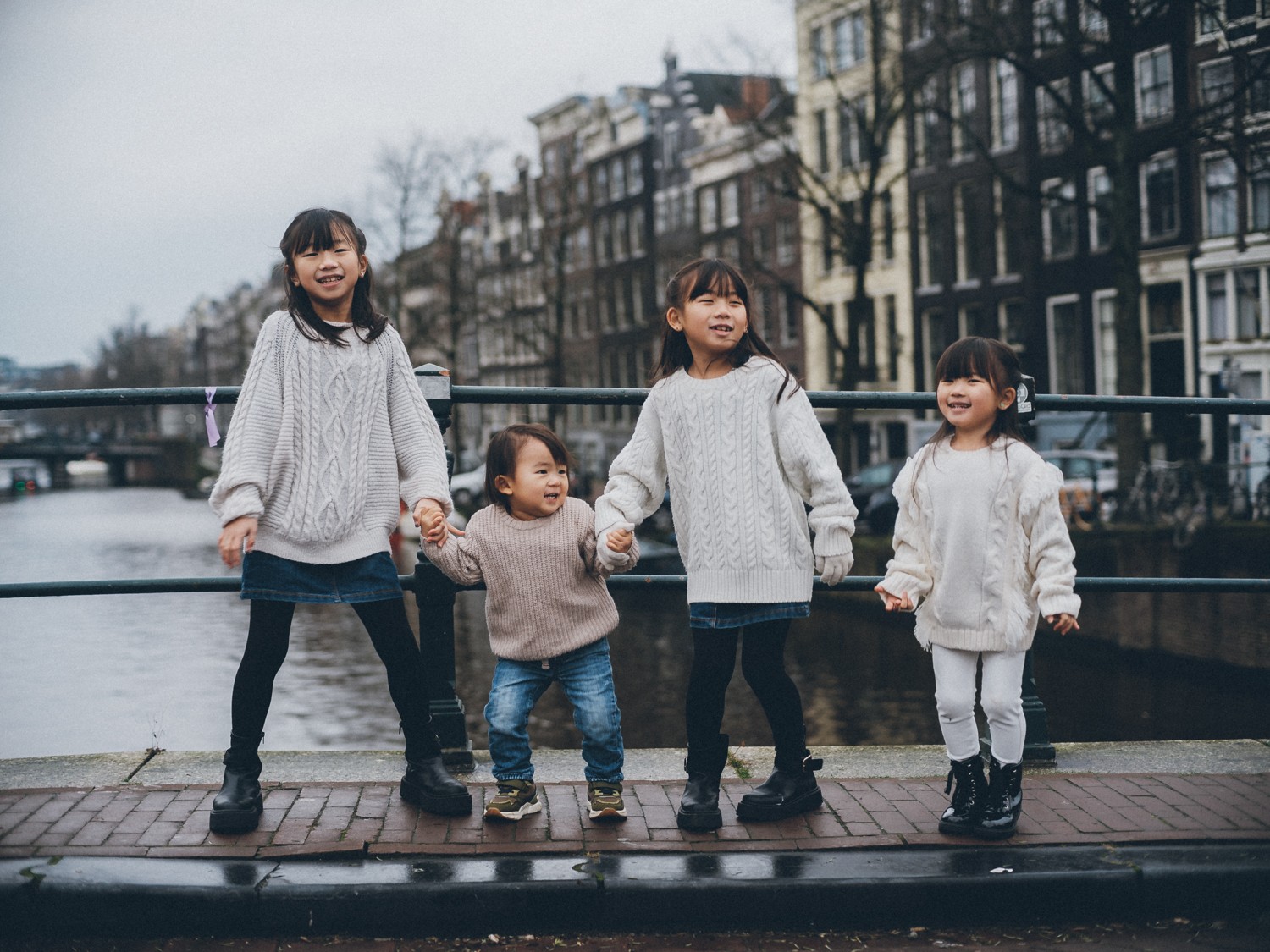 Expat Family Photowalk Through Amsterdam's Canals