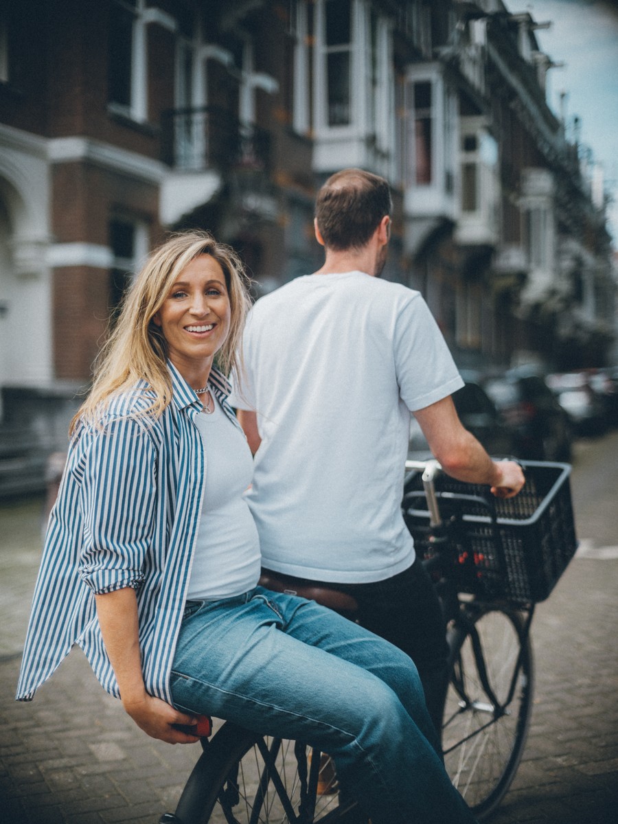 Outdoor Maternity Photography Session in Utrecht