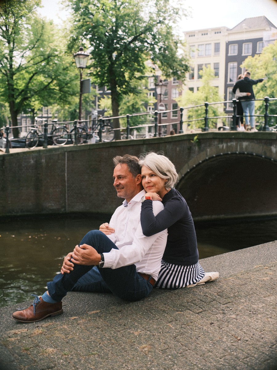 Couple Pictures Capturing Intimate Moments in Amsterdam