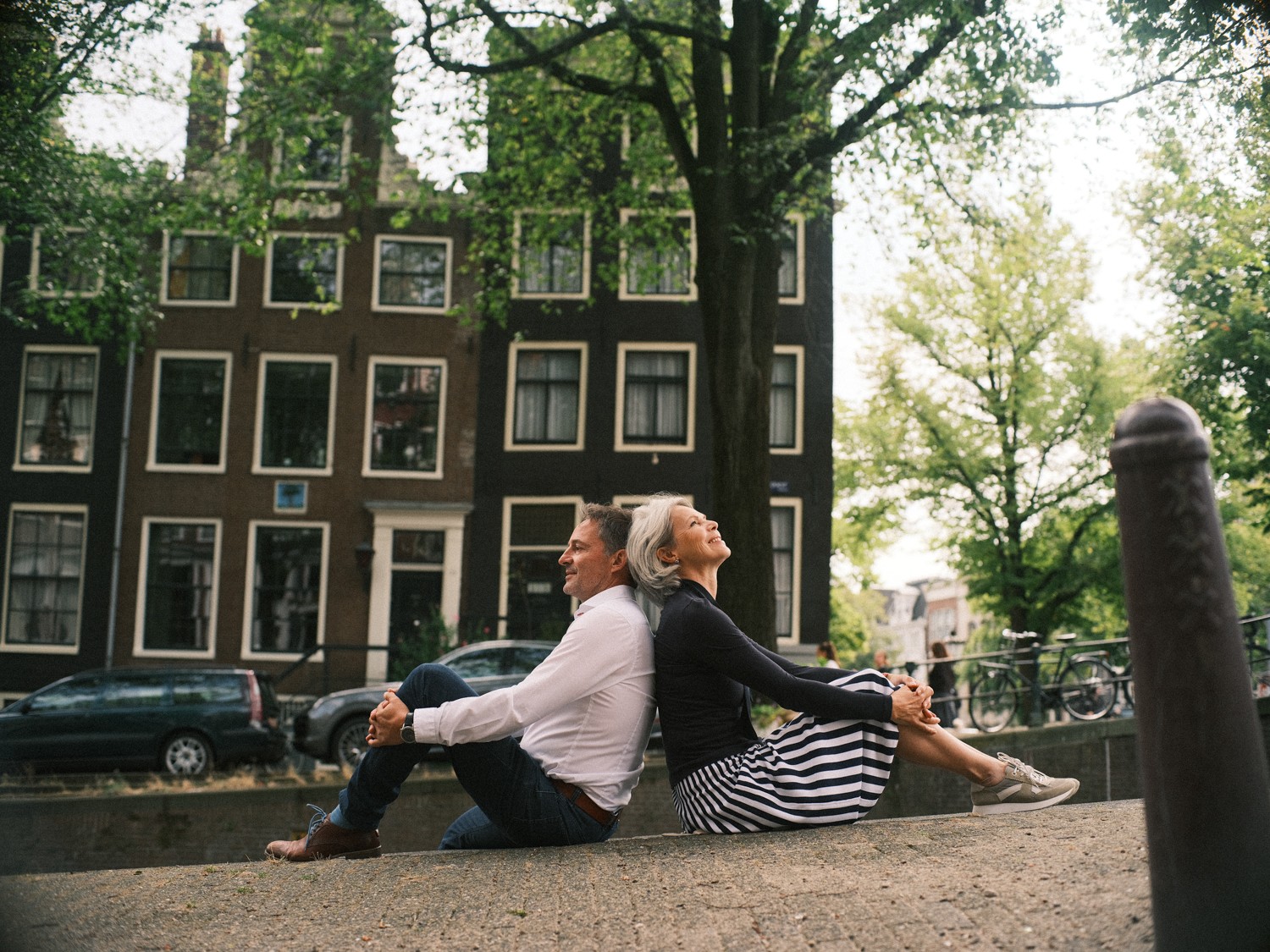 Couple Photoshoot of Silver Sister Along Amsterdam's Canals