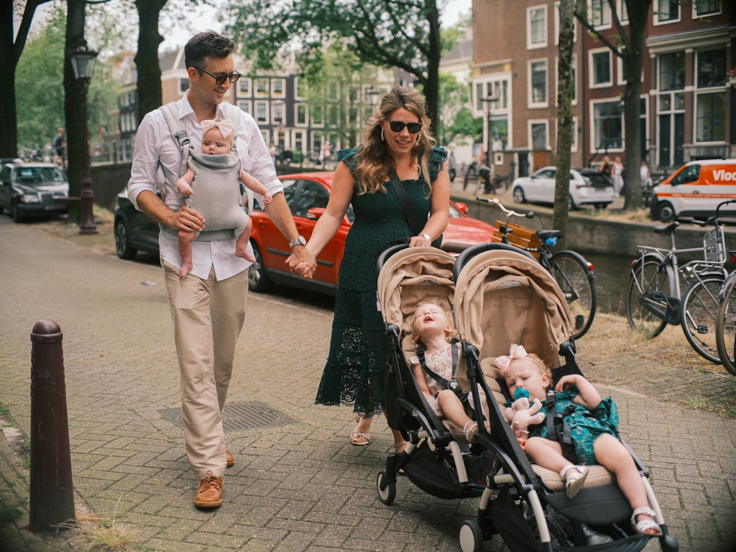 Family Photographer in Amsterdam Recommended by US Travel Blogs