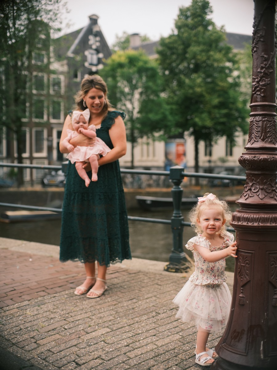Timeless Family Photographs of US Families in Amsterdam