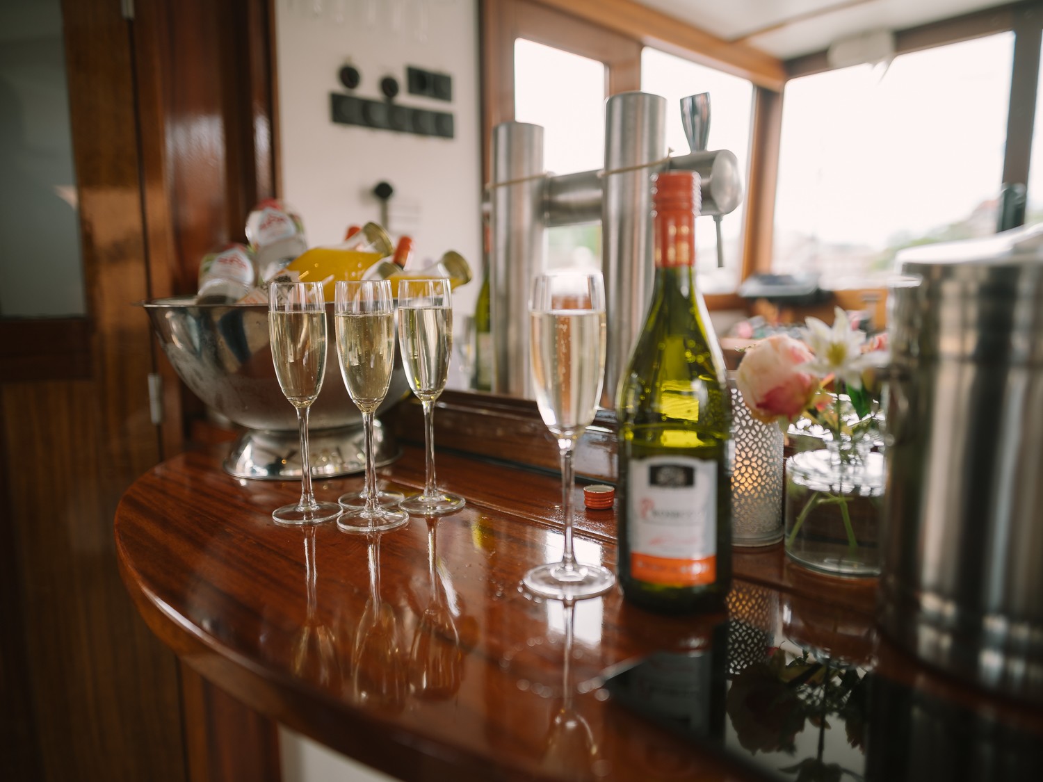 Authentic Wedding Pictures Amsterdam Cruise