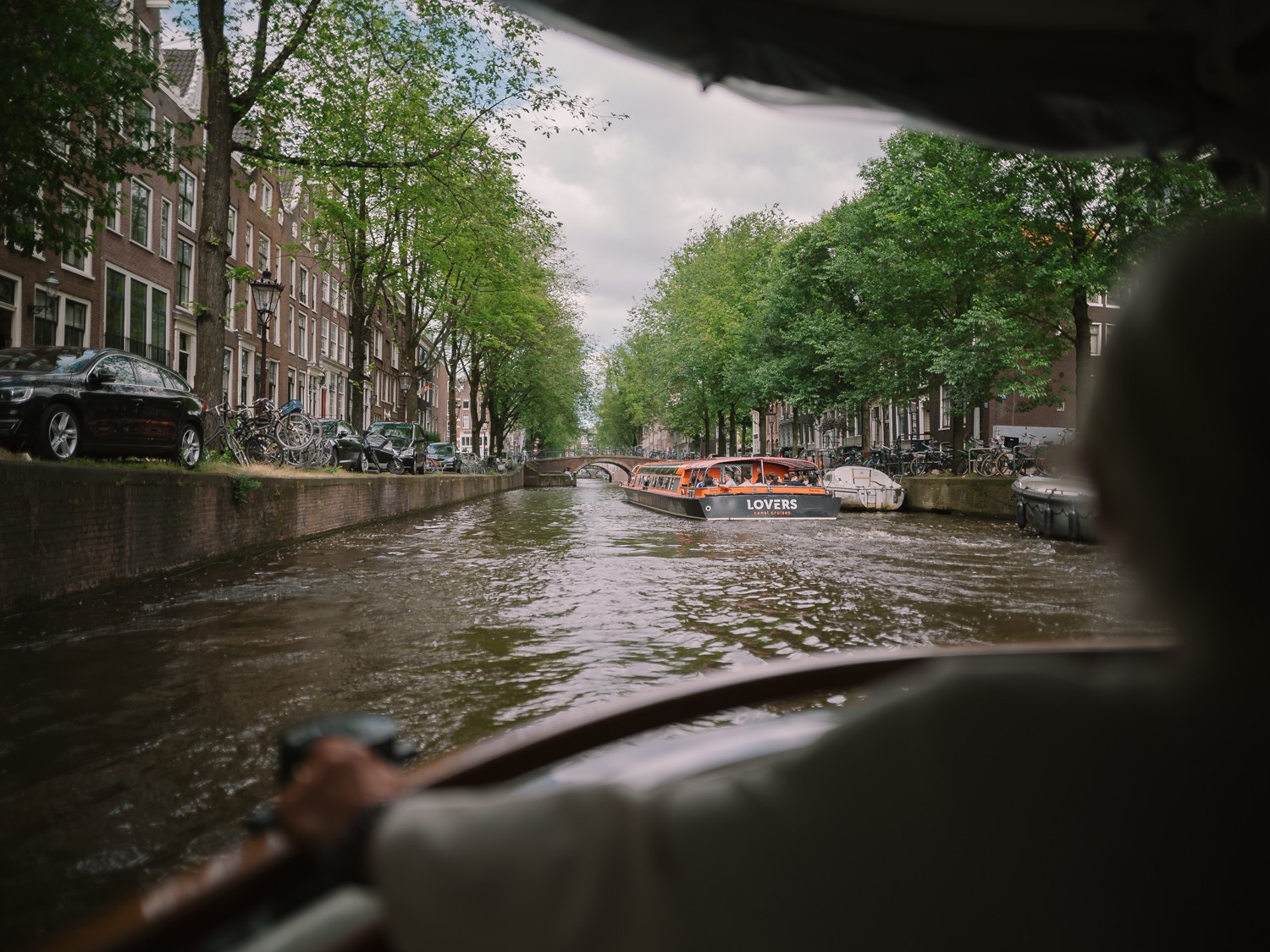 Relaxed Wedding Shoot Amsterdam Boat