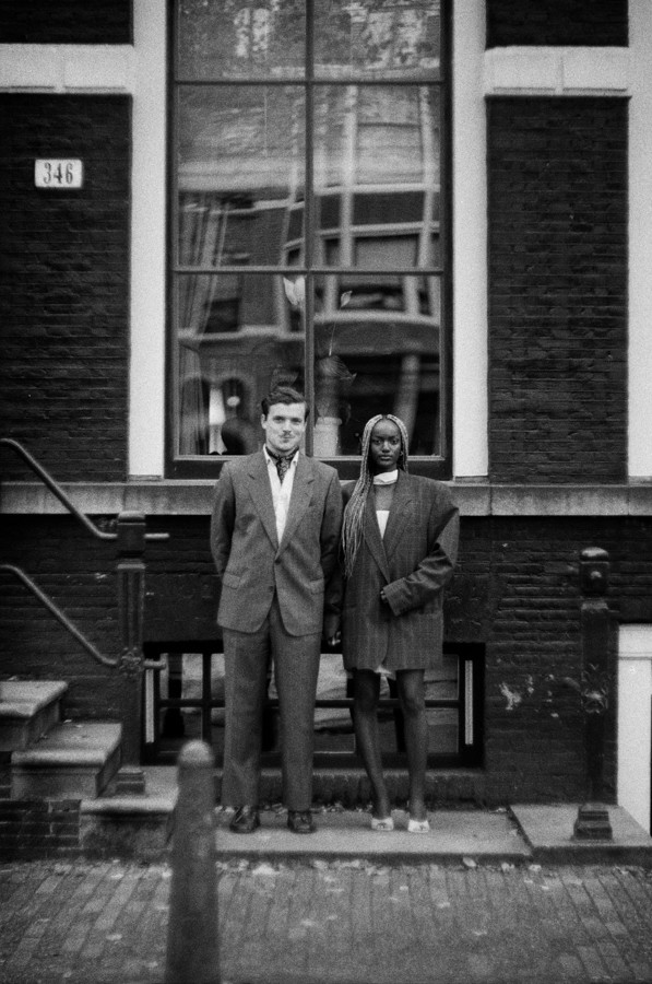 Black and White Couple Shoot Canal House Amsterdam