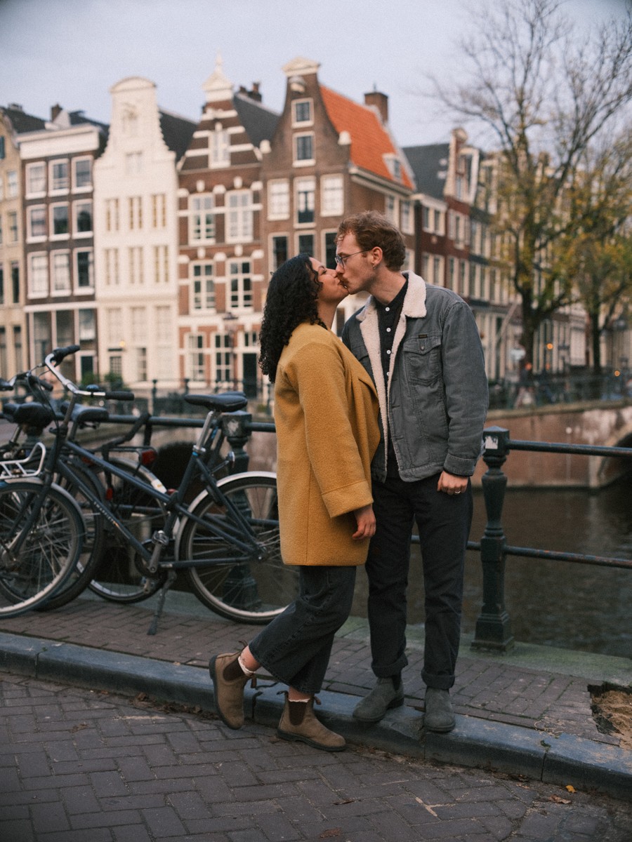 Top-rated American Couples Photographer in Amsterdam