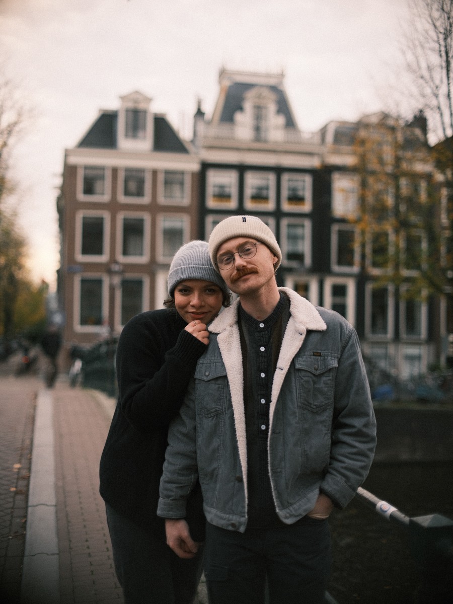 Engaging Amsterdam Couple Photography Session