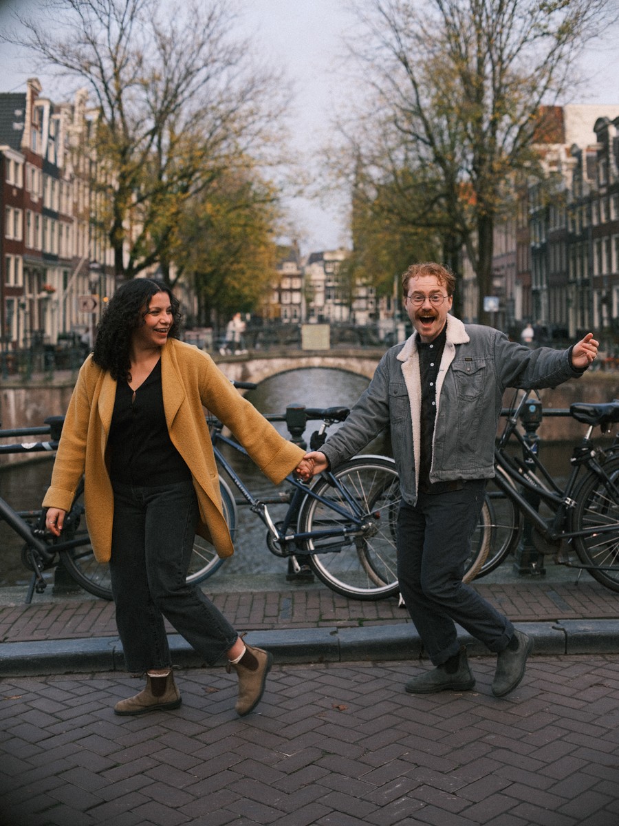 Priceless Couple Engagement Photographs in Amsterdam