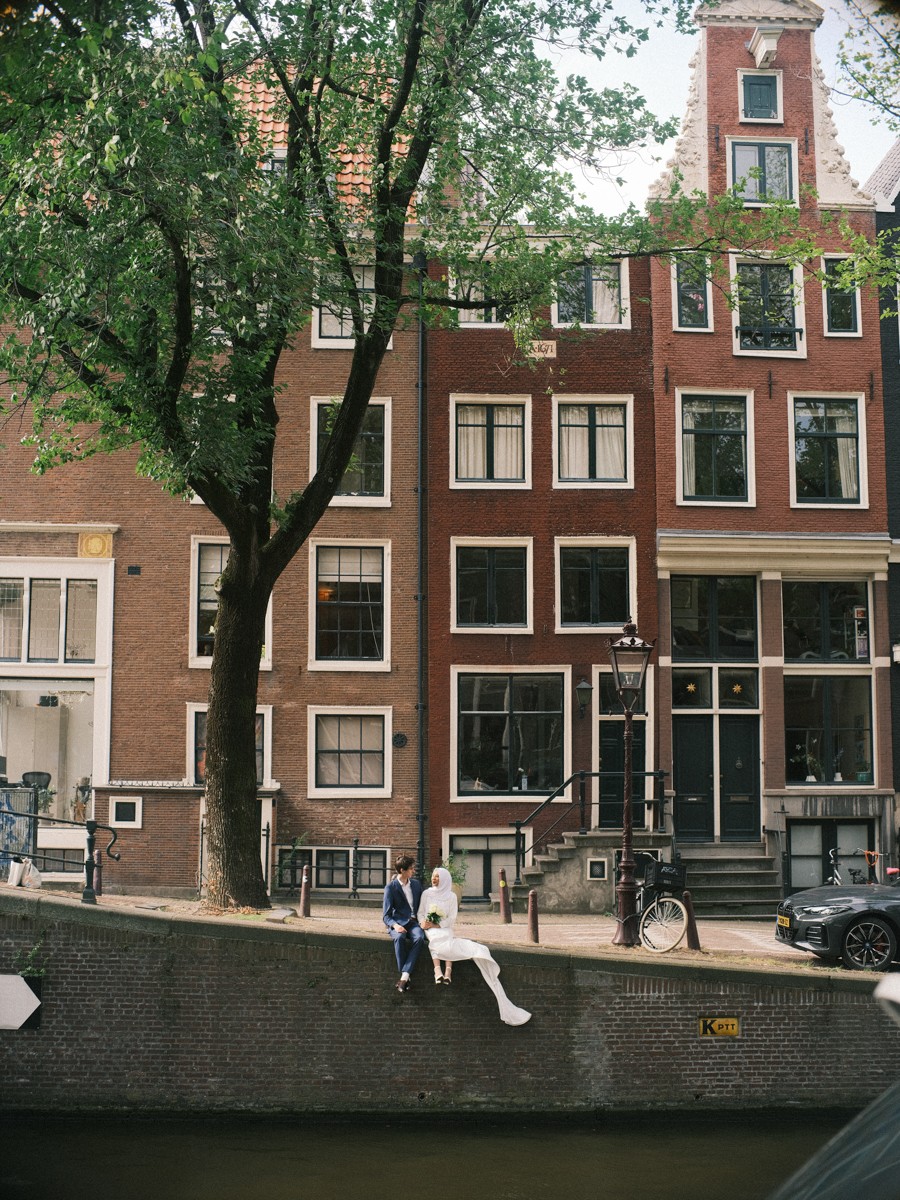 Amsterdam Canals Engagement Photographer