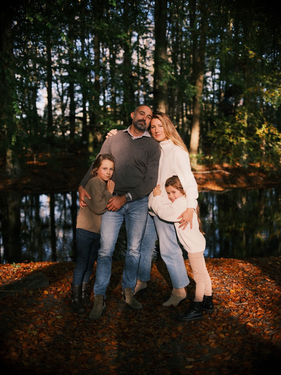 Creative Outdoor Family Photos in Amsterdam