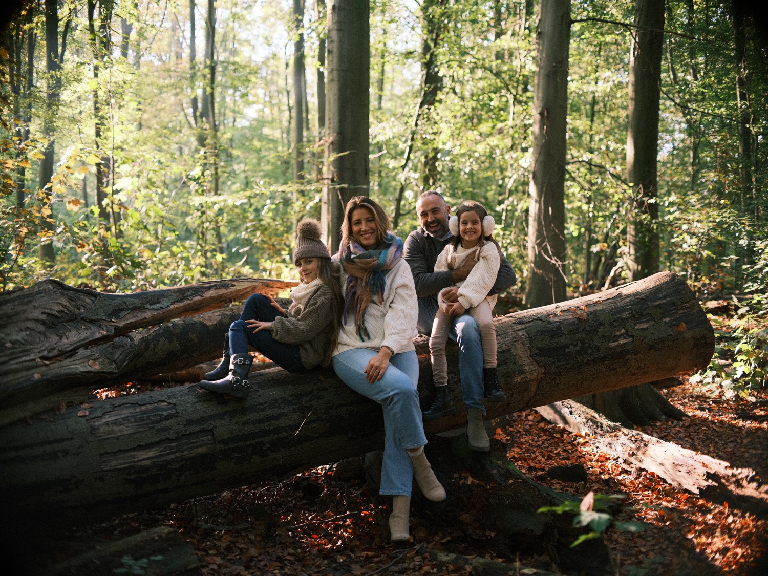 Compelling Autumn Family Photographs in Amsterdamse Bos