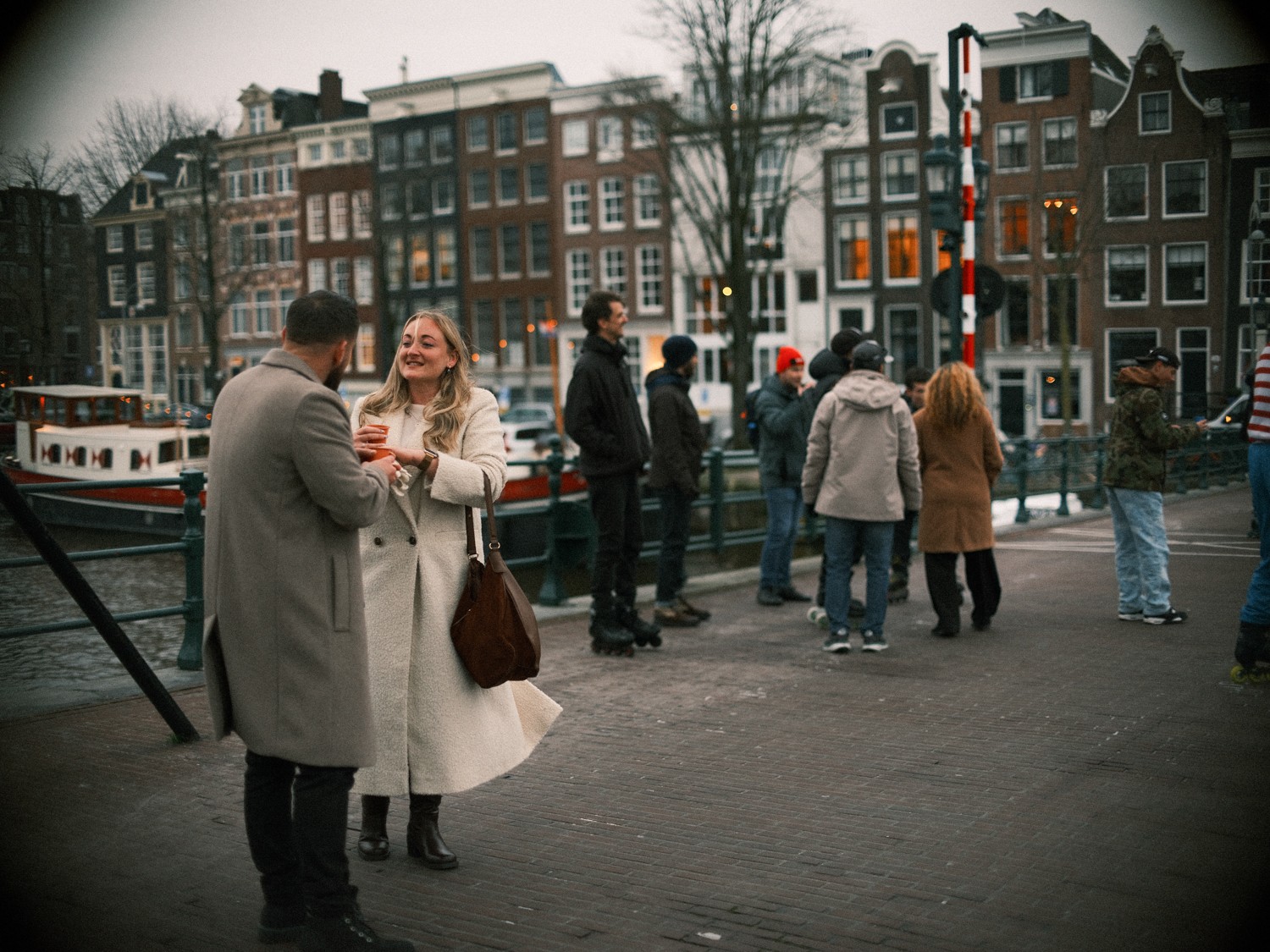 spontaneous couple proposal photoshoot